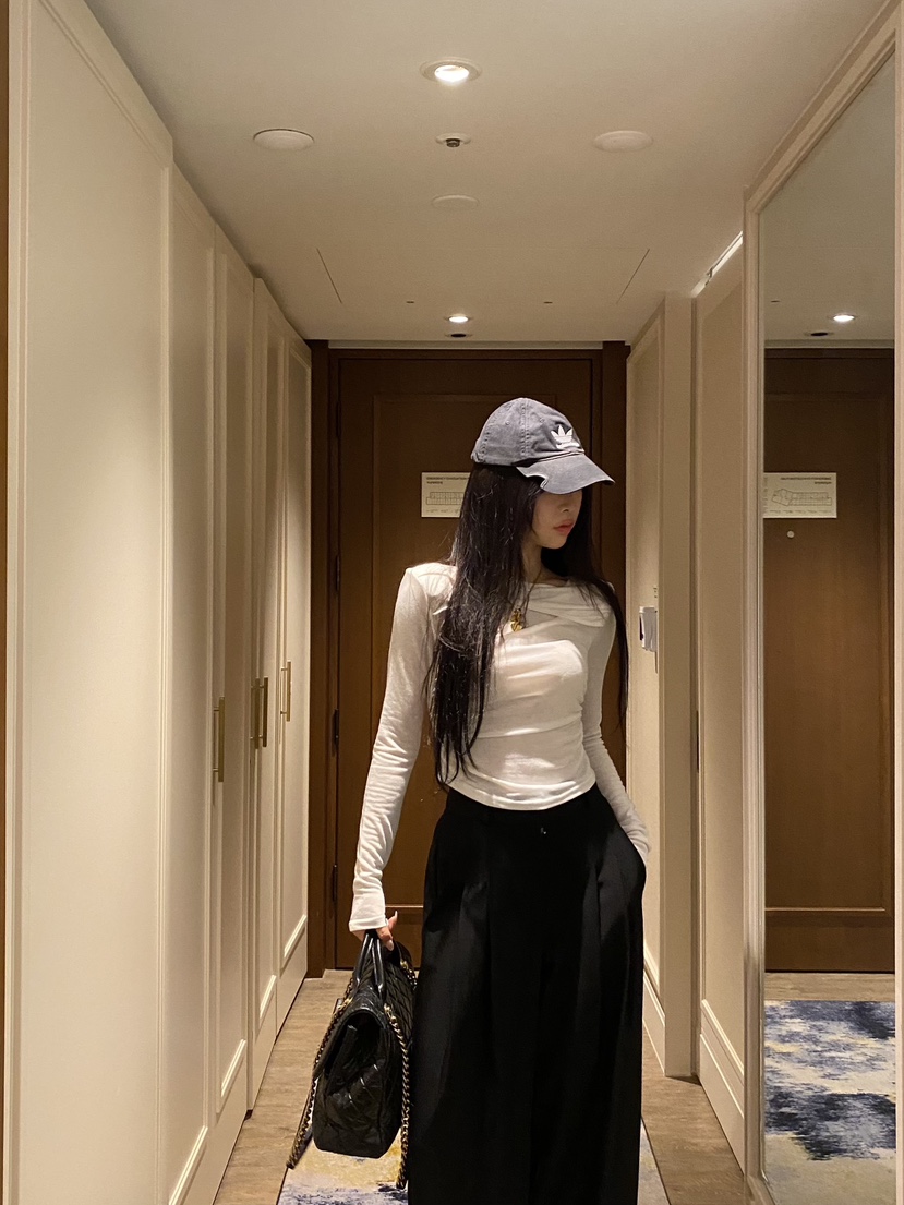 FOUREIGHT韓國直郵女裝新款休閑熱賣推薦時尚職業長袖T恤FOUR EIGHT長袖T恤