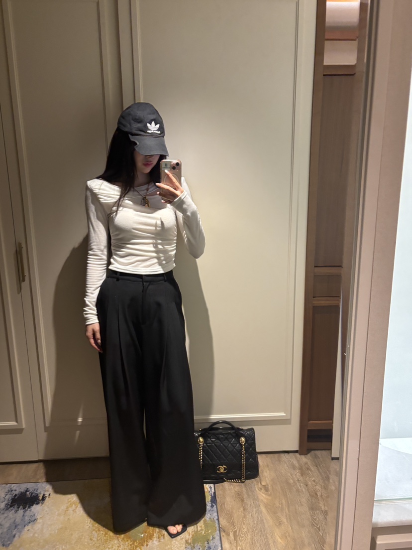 FOUREIGHT韓國直郵女裝新款休閑熱賣推薦時尚職業長袖T恤FOUR EIGHT長袖T恤