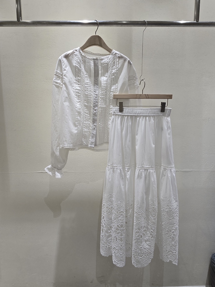 LIKEVAM韓國代購女裝新品熱賣時尚職業真品休閑襯衫蕾絲衫LIKEVAM襯衫/蕾絲衫