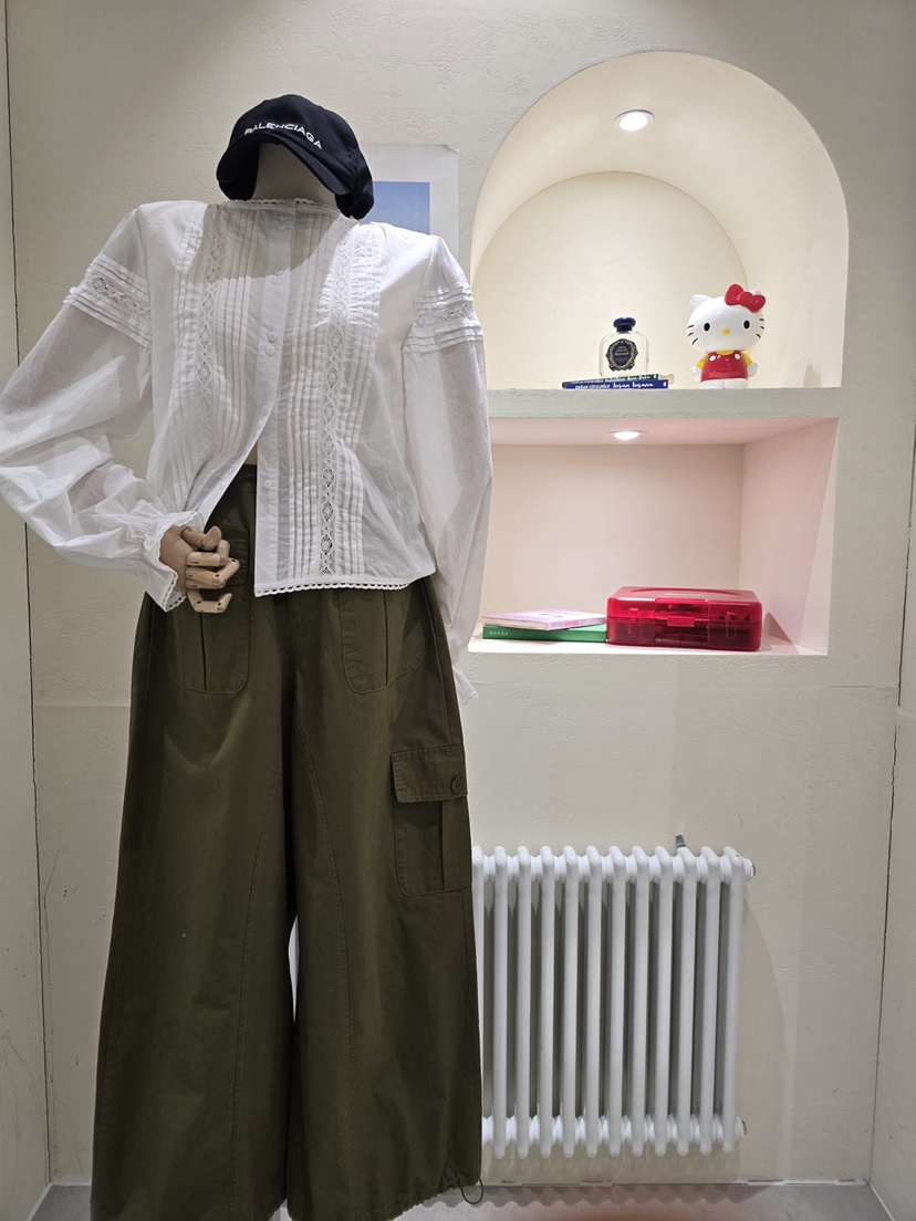 LIKEVAM韓國代購女裝新品熱賣時尚職業真品休閑襯衫蕾絲衫LIKEVAM襯衫/蕾絲衫