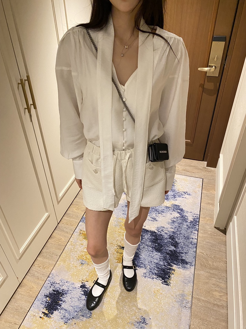 FOUREIGHT韓國直郵女裝新款休閑熱賣時尚26春夏襯衫蕾絲衫FOUR EIGHT襯衫/蕾絲衫