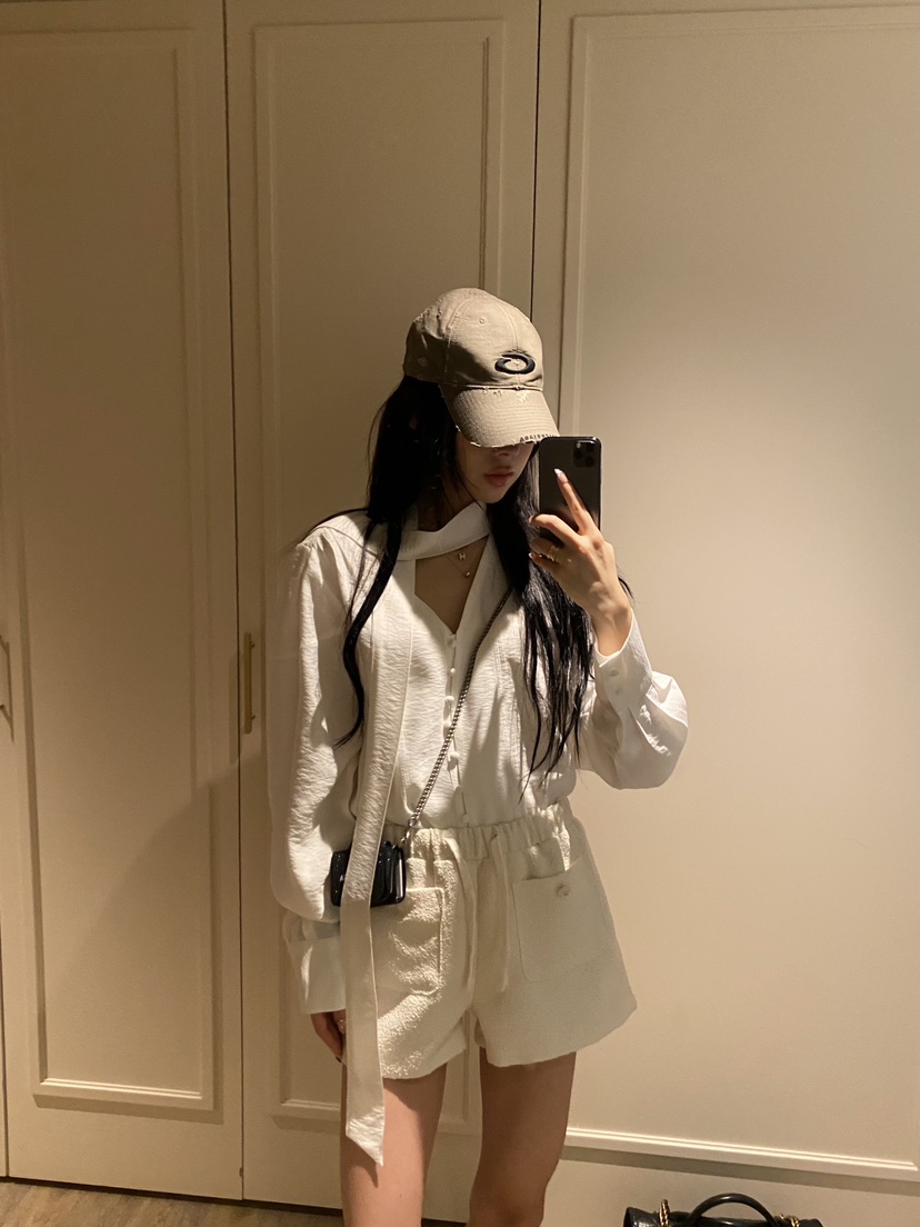 FOUREIGHT韓國直郵女裝新款休閑熱賣時尚26春夏襯衫蕾絲衫FOUR EIGHT襯衫/蕾絲衫