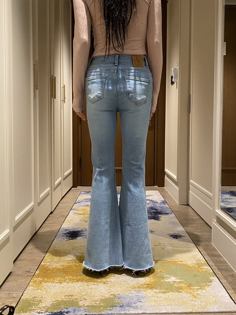 FOUREIGHT東大門代購女裝新款熱賣時尚推薦職業牛仔褲喇叭FOUR EIGHT牛仔褲