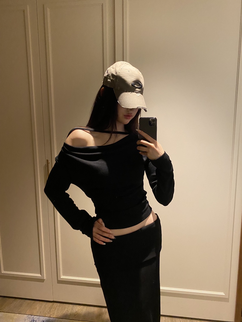 FOUREIGHT東大門實拍女裝新款推薦休閑真品職業26春夏長袖T恤FOUR EIGHT長袖T恤