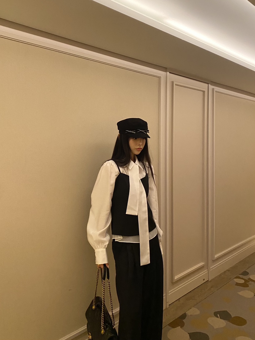 FOUREIGHT韓國直郵女士新品推薦26春夏襯衫蕾絲衫系帶褶裥FOUR EIGHT襯衫/蕾絲衫