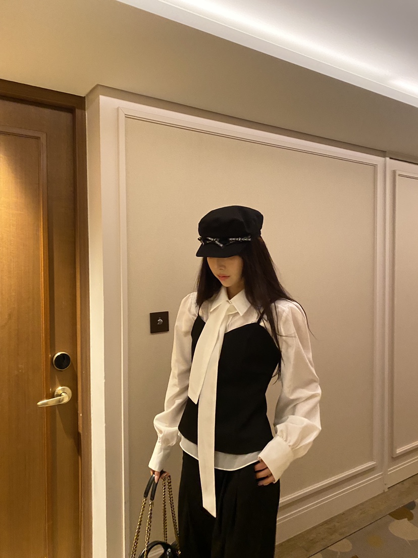 FOUREIGHT韓國直郵女士新品推薦26春夏襯衫蕾絲衫系帶褶裥FOUR EIGHT襯衫/蕾絲衫