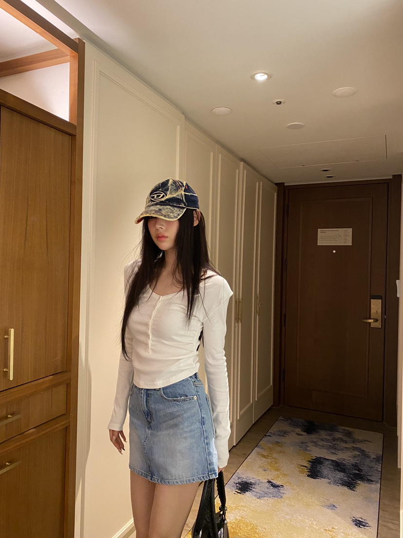 FOUREIGHT東大門直郵女士新款職業休閑26春夏真品長袖T恤FOUR EIGHT長袖T恤