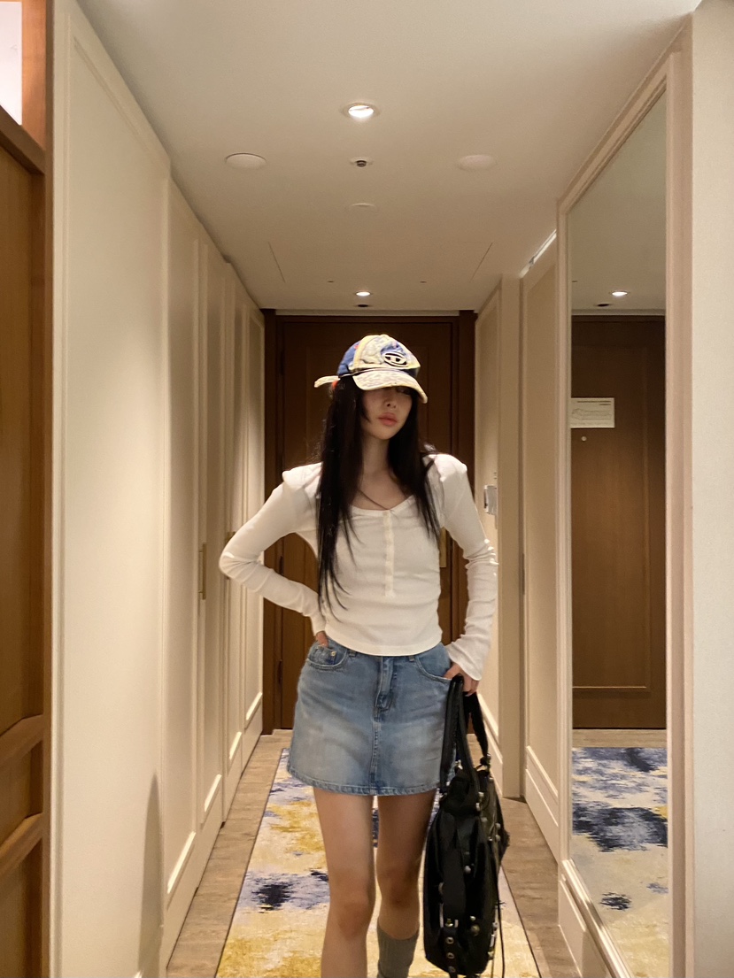 FOUREIGHT東大門直郵女士新款職業休閑26春夏真品長袖T恤FOUR EIGHT長袖T恤