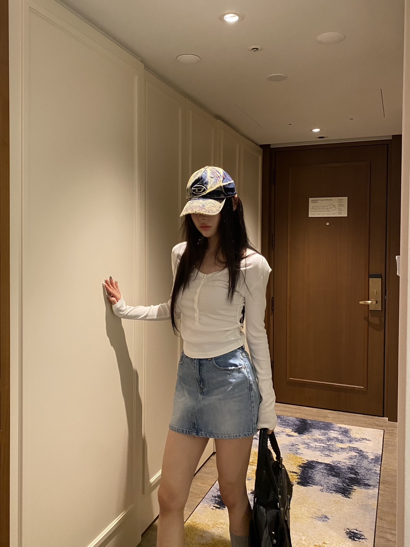 FOUREIGHT東大門直郵女士新款職業休閑26春夏真品長袖T恤FOUR EIGHT長袖T恤