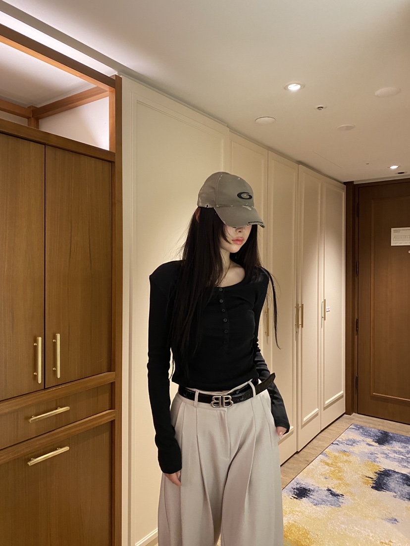 FOUREIGHT東大門直郵女士新款職業休閑26春夏真品長袖T恤FOUR EIGHT長袖T恤