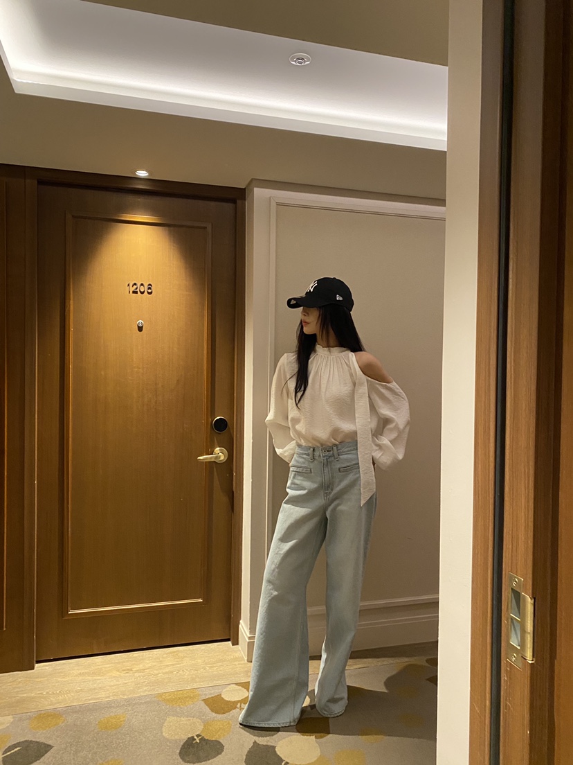 FOUREIGHT韓國直郵女裝新款職業時尚真品26春夏襯衫蕾絲衫系帶FOUR EIGHT襯衫/蕾絲衫