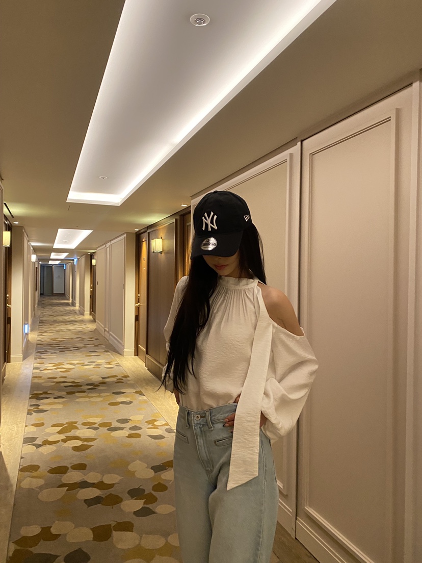 FOUREIGHT韓國直郵女裝新款職業時尚真品26春夏襯衫蕾絲衫系帶FOUR EIGHT襯衫/蕾絲衫