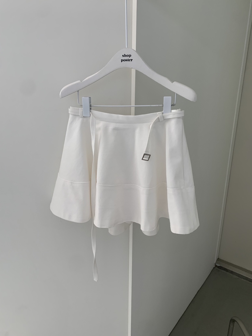 SHOP POSTER韓國代購女裝新款真品26春夏人氣短裙含腰帶SHOP_POSTER短裙