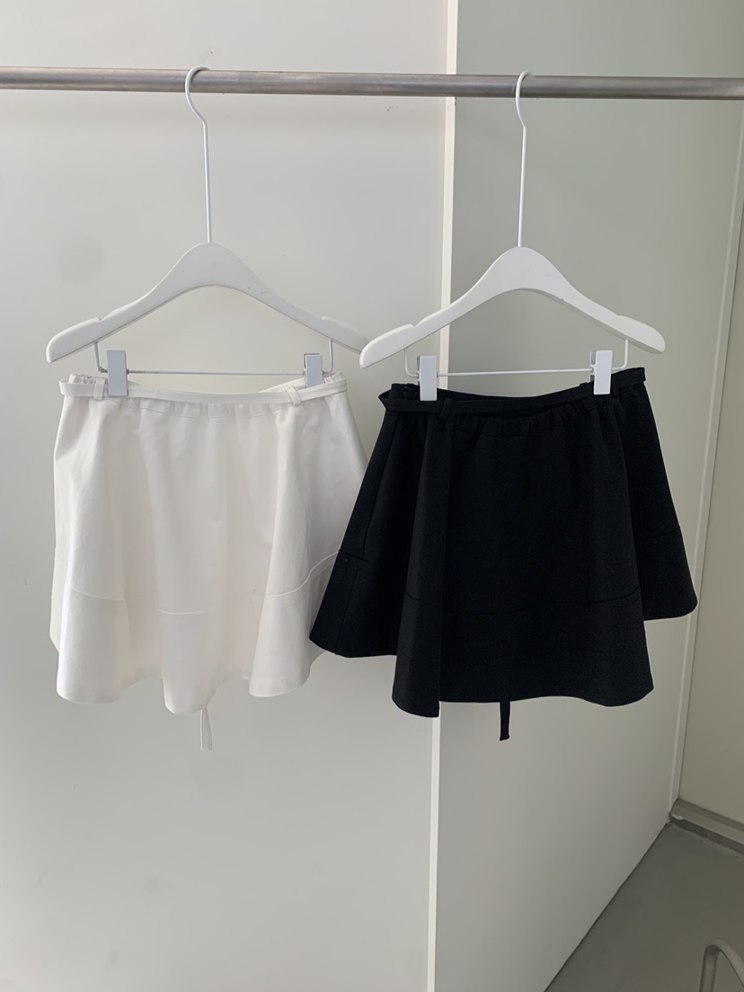 SHOP POSTER韓國代購女裝新款真品26春夏人氣短裙含腰帶SHOP_POSTER短裙