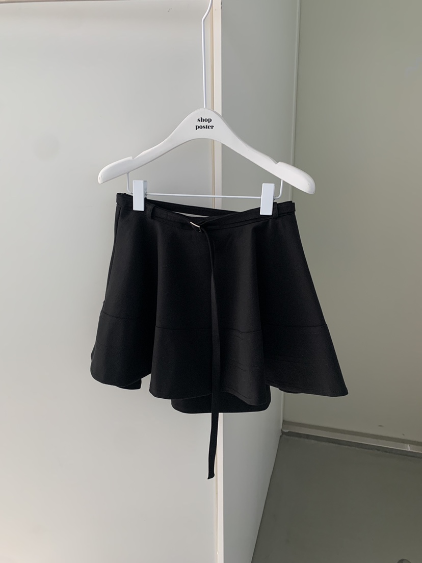 SHOP POSTER韓國代購女裝新款真品26春夏人氣短裙含腰帶SHOP_POSTER短裙圖色1