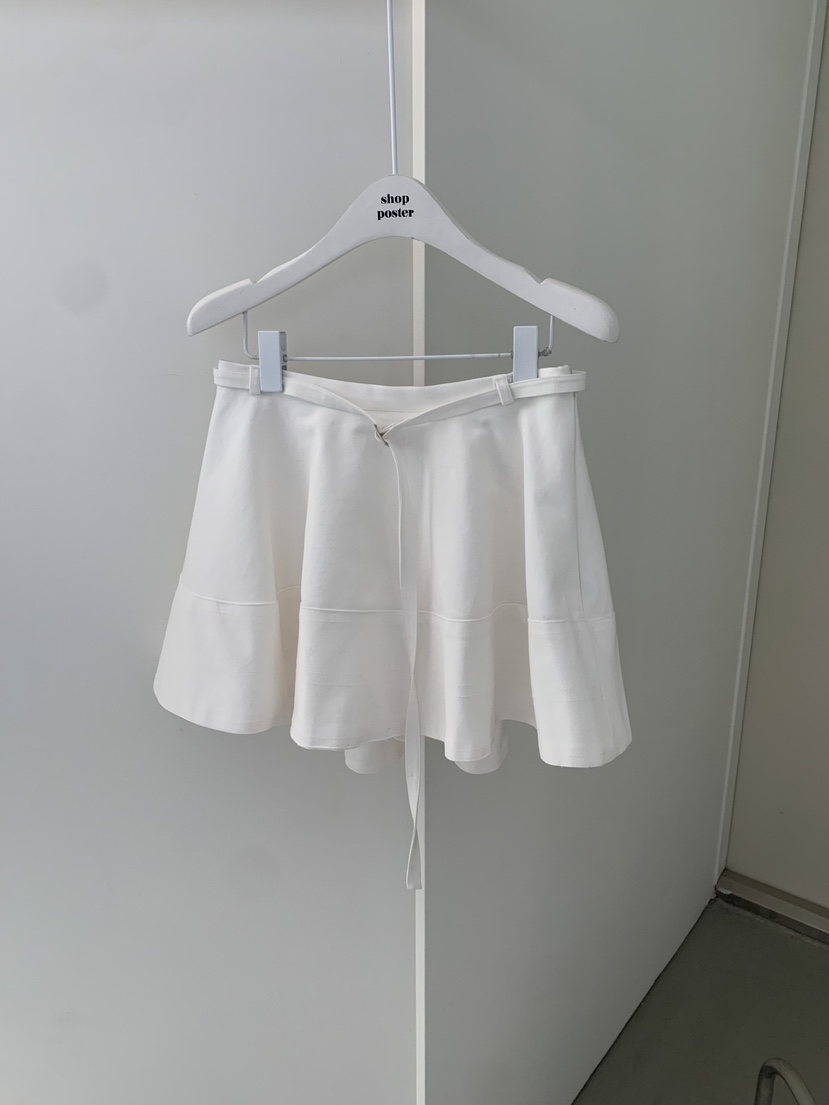 SHOP POSTER韓國代購女裝新款真品26春夏人氣短裙含腰帶SHOP_POSTER短裙圖色2