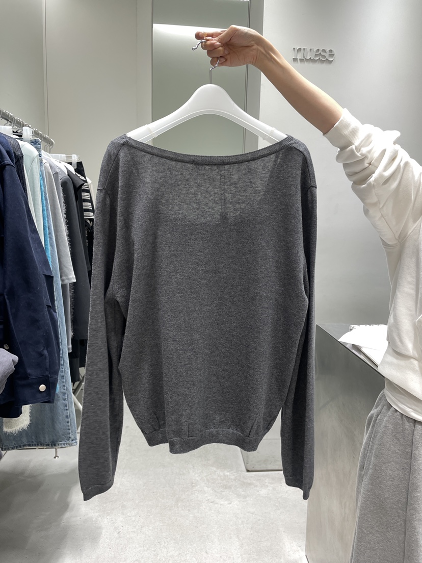 NUESE東大門實拍女裝新款熱賣推薦職業真品人氣套裝套裝絲綢NUESE套裝