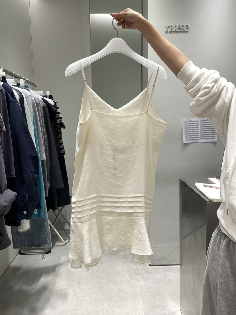 NUESE東大門代購女裝新款人氣休閑職業熱賣推薦真品連衣裙NUESE連衣裙
