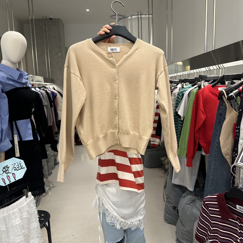 ARTE STUDIO/ATTENTION EDITORIAL韓國代購女士新品熱賣針織衫開衫ARTE STUDIO/ATTENTION EDITORIAL針織衫圖色1