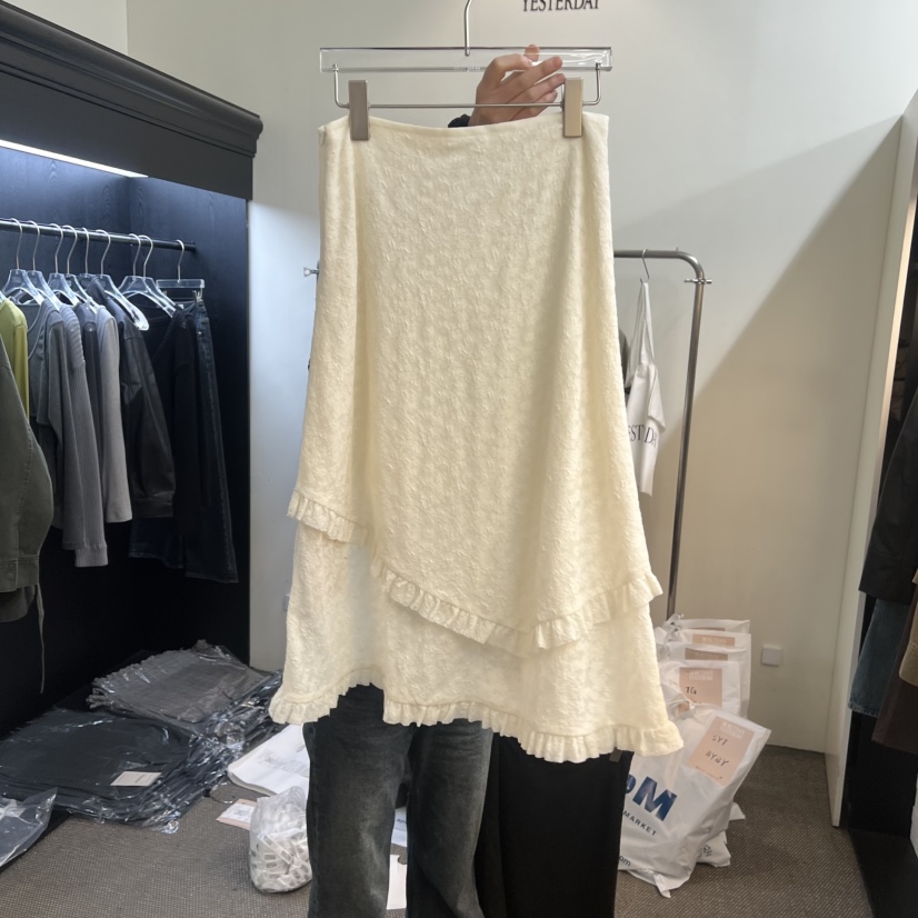 MORE THAN YESTERDAY/LOVE YOU SO MUCH東大門實拍女裝新款26春夏半身裙中短裙蕾絲LYSM/MORE THAN YESTERDAY半身裙/中短裙