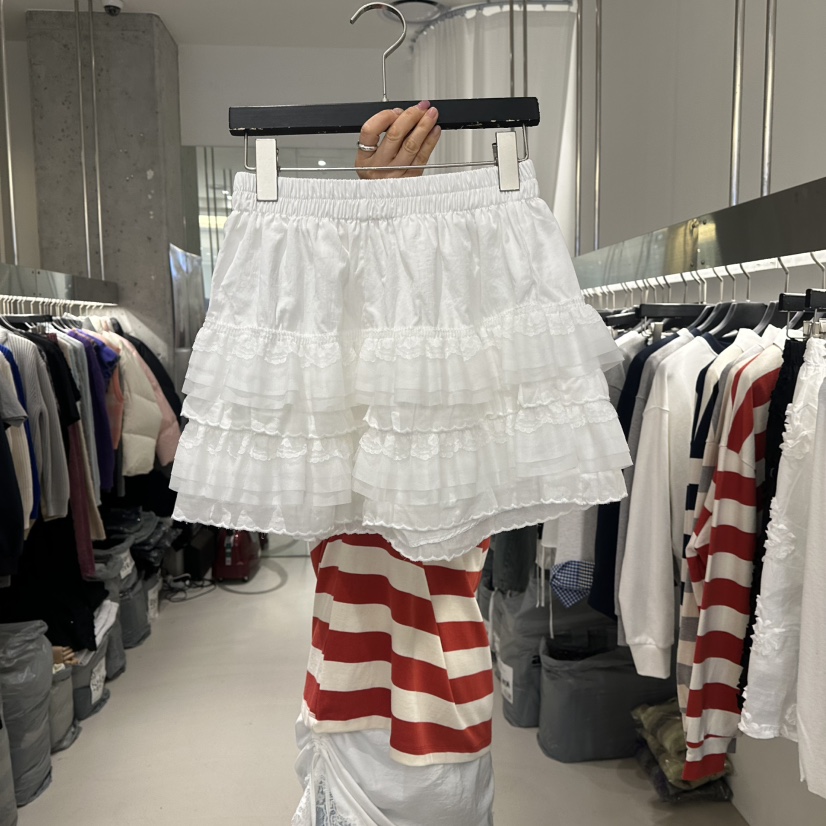 ARTE STUDIO/ATTENTION EDITORIAL韓國直郵女裝新品真品裙褲荷葉邊ARTE STUDIO/ATTENTION EDITORIAL裙褲