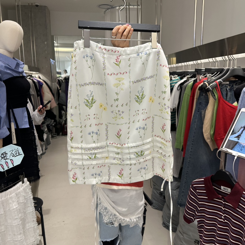 ARTE STUDIO/ATTENTION EDITORIAL東大門代購女裝新品推薦半身裙中短裙復古ARTE STUDIO/ATTENTION EDITORIAL半身裙/中短裙