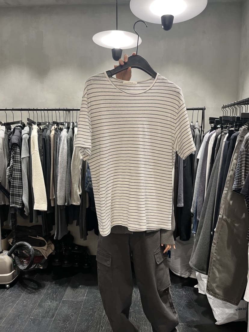 TUG東大門直郵女裝新款休閑時尚人氣26春夏熱賣推薦職業T恤TUGT恤圖色1