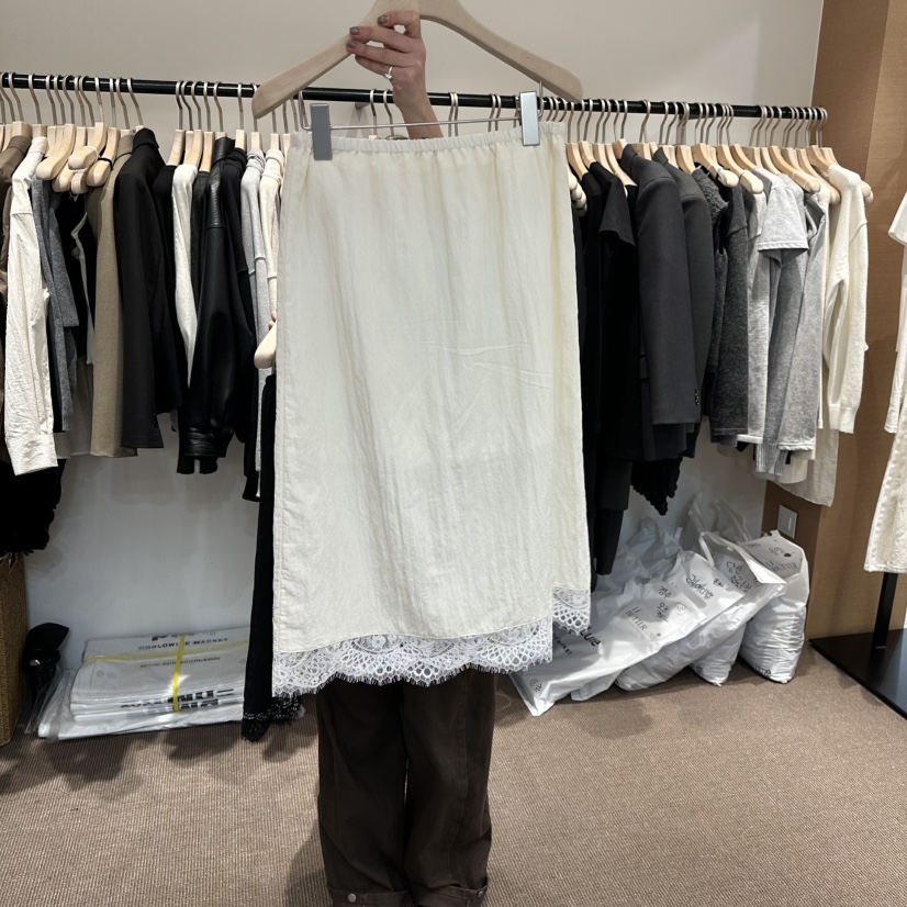 LE BUTTER韓國代購女裝新品時尚熱賣26春夏半身裙中短裙蕾絲LE BUTTER半身裙/中短裙