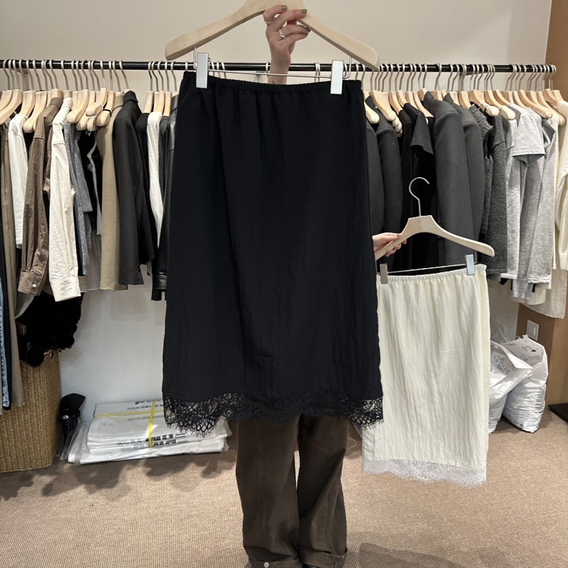 LE BUTTER韓國代購女裝新品時尚熱賣26春夏半身裙中短裙蕾絲LE BUTTER半身裙/中短裙圖色2