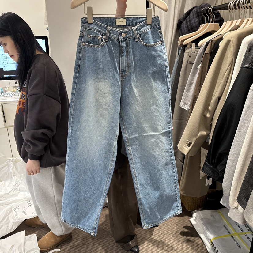 LE BUTTER韓國代購女士新款熱賣推薦人氣職業真品牛仔褲LE BUTTER牛仔褲圖色1