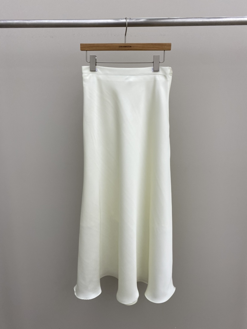 COCOMATON東大門代購女裝新品人氣真品推薦職業26春夏長裙緞面COCOMATON長裙圖色1