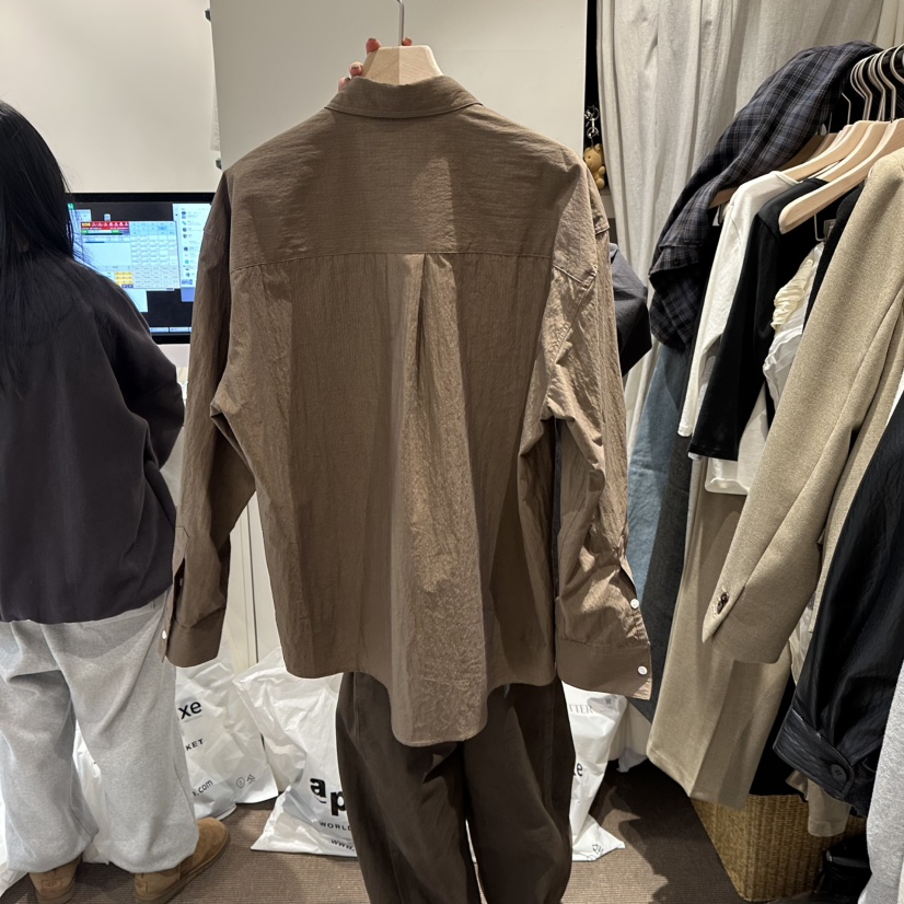 LE BUTTER東大門實拍女裝新品人氣推薦熱賣休閑襯衫蕾絲衫LE BUTTER襯衫/蕾絲衫