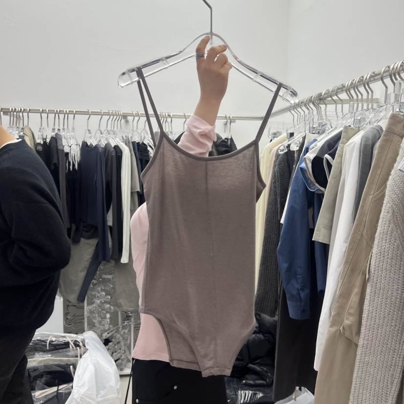 PADO東大門直郵女裝新品休閑真品人氣26春夏熱賣吊帶背心PADO吊帶/背心圖色1