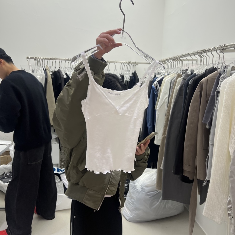 PADO東大門直郵女裝新款推薦真品熱賣職業休閑吊帶背心蕾絲PADO吊帶/背心圖色1