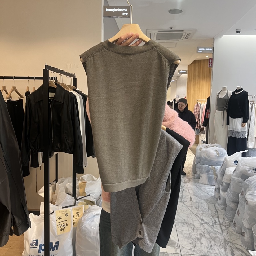 LA MAGIE FEMME東大門實拍女士新款真品時尚推薦馬甲羊毛Lamagie Femme馬甲