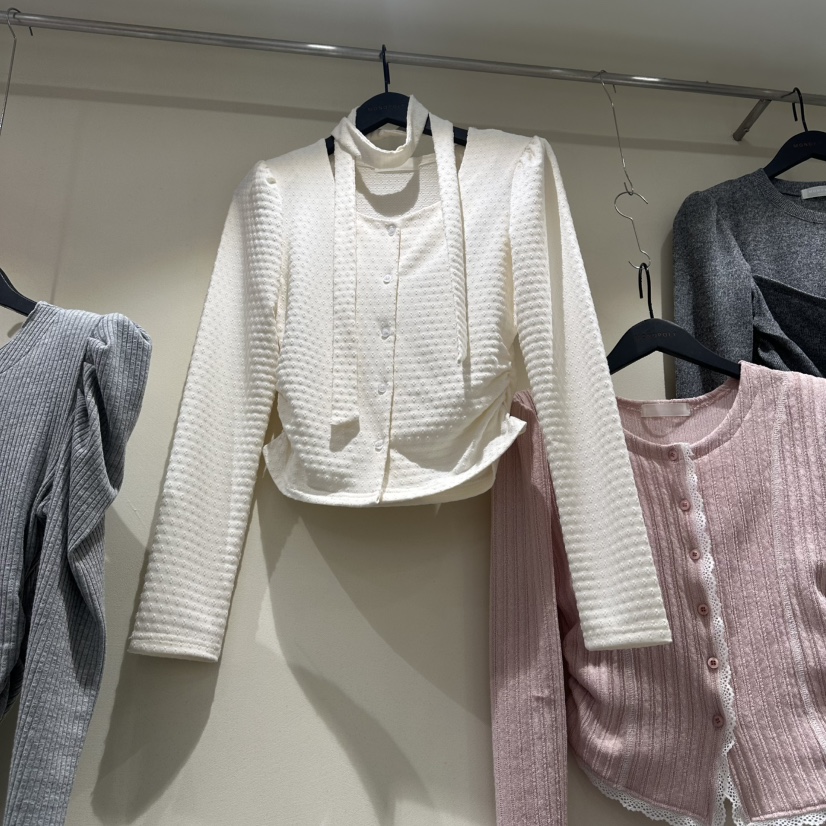 MONOPOLY東大門代購女士新款人氣職業推薦熱賣長袖T恤含圍巾MONO_POLY長袖T恤圖色1