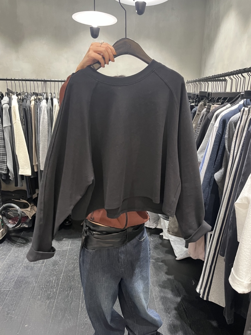 TUG韓國代購女裝新款推薦休閑人氣職業真品26春夏長袖T恤短款TUG長袖T恤圖色2