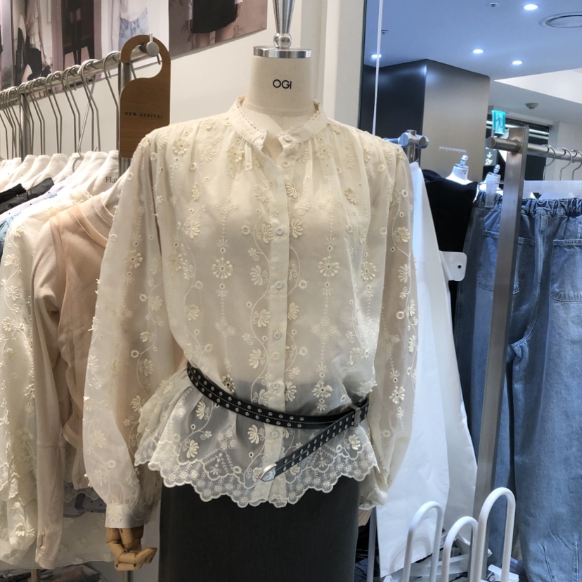 OGI韓國代購女裝新款熱賣26春夏休閑人氣襯衫蕾絲衫不含腰帶FLat OGI襯衫/蕾絲衫圖色1