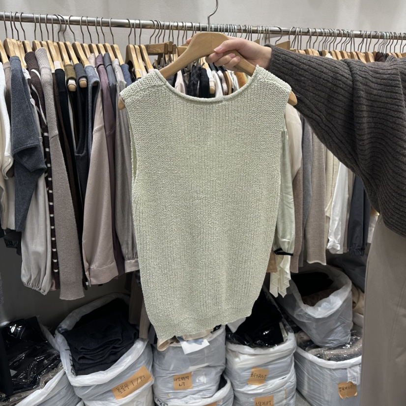 G.I-L韓國直郵女裝新款推薦熱賣時尚職業真品26春夏吊帶背心G.I-L吊帶/背心