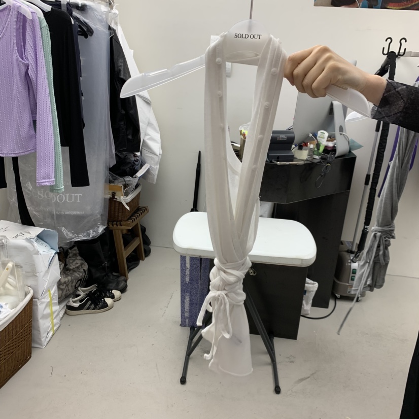 SOLD OUT東大門直郵女裝新款熱賣真品職業吊帶背心不含內搭SOLD OUT吊帶/背心圖色2