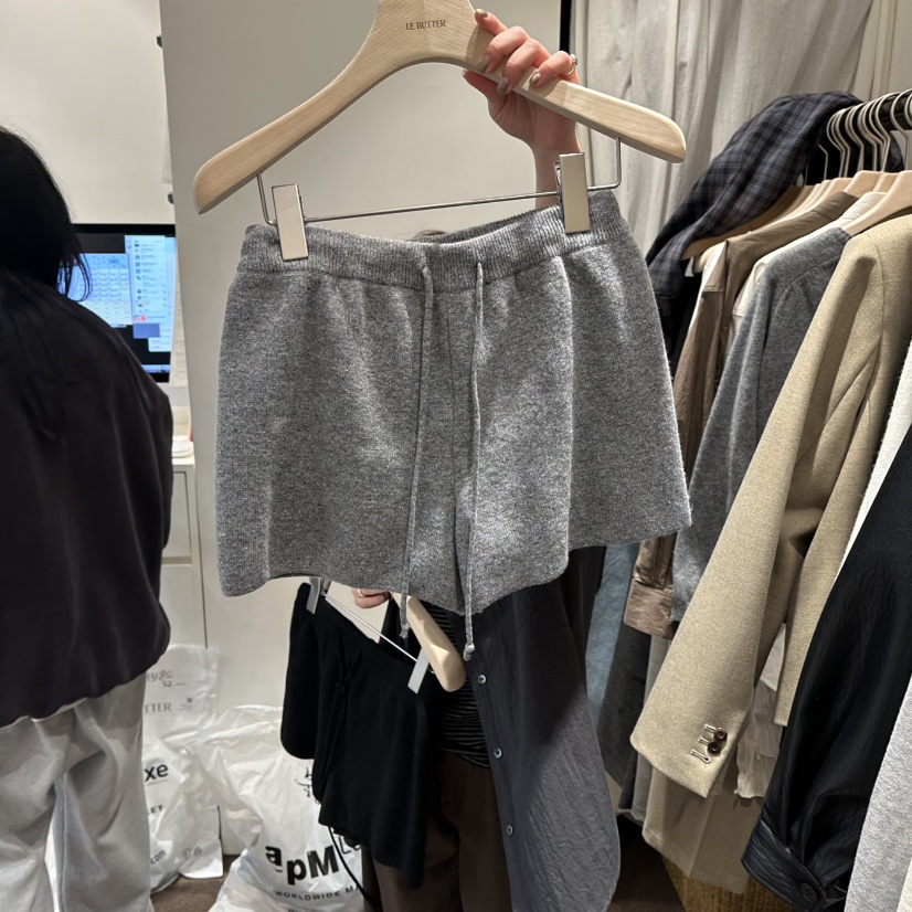 LE BUTTER東大門代購女士新款真品休閑職業人氣短褲針織褲LE BUTTER短褲圖色1