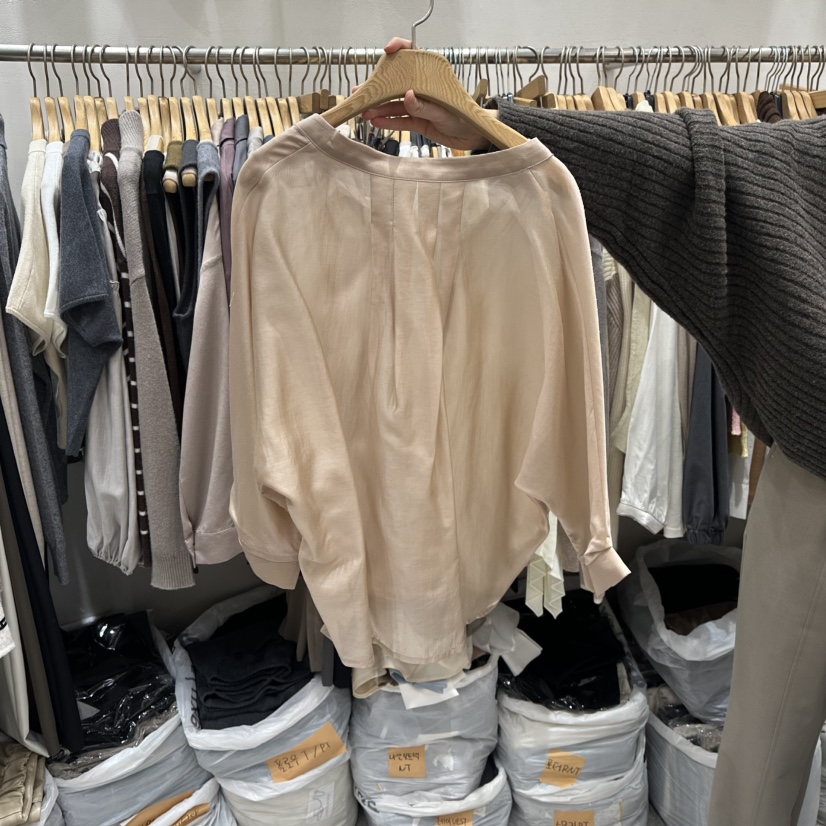 G.I-L韓國代購女裝新款熱賣真品時尚職業休閑襯衫蕾絲衫G.I-L襯衫/蕾絲衫