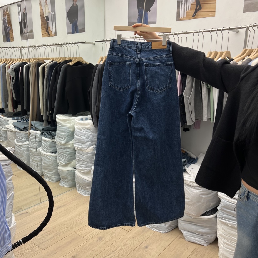 MOI-A韓國直郵女裝新品職業真品熱賣人氣時尚26春夏牛仔褲MOI-A牛仔褲