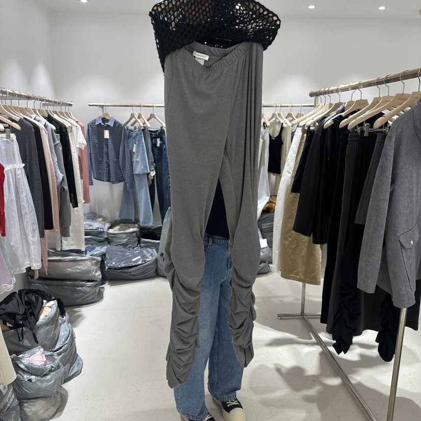 CONNAUGHT/DAILYJUD東大門代購女裝新款真品時尚休閑褲褶皺CONNAUGHT/DAILYJUD休閑褲圖色1