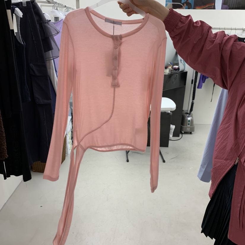 SOLD OUT韓國直郵女裝新品人氣時尚休閑熱賣長袖T恤天絲SOLD OUT長袖T恤圖色1