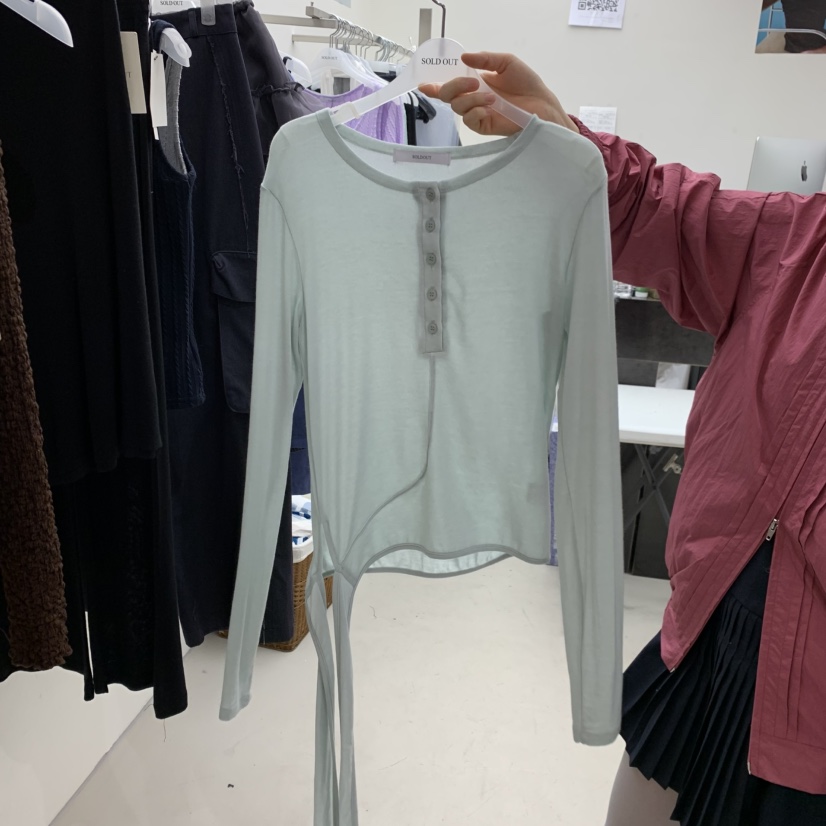 SOLD OUT韓國直郵女裝新品人氣時尚休閑熱賣長袖T恤天絲SOLD OUT長袖T恤圖色2