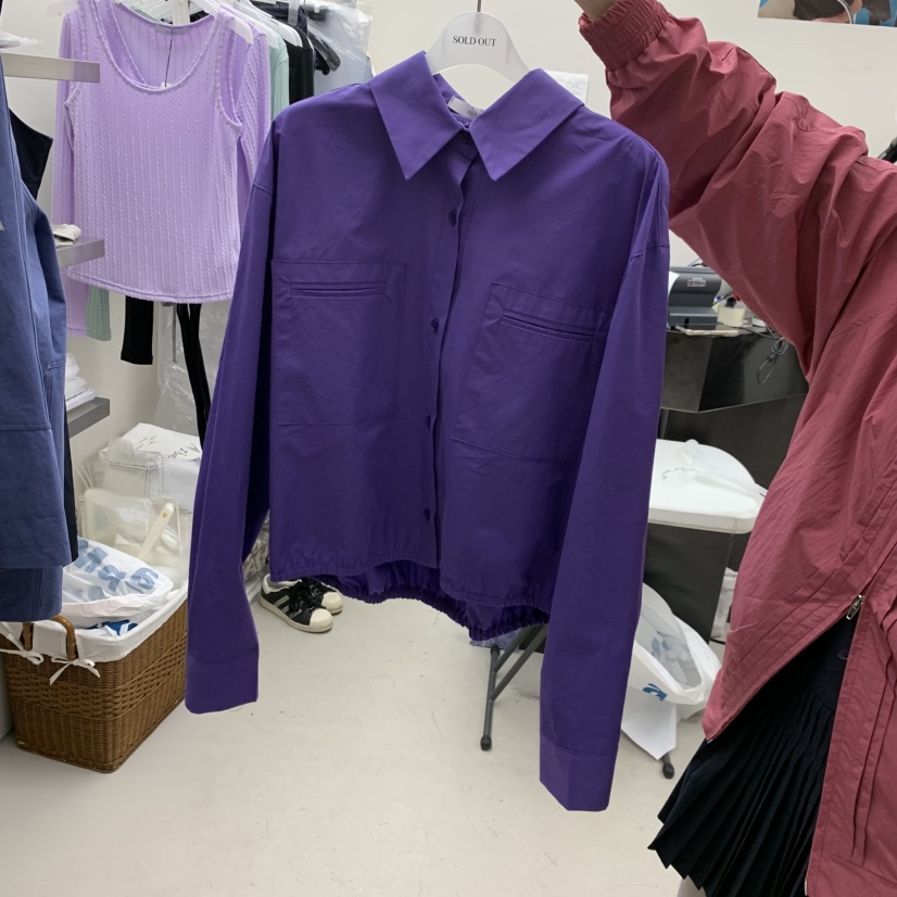 SOLD OUT東大門代購女士新品休閑人氣襯衫蕾絲衫短款褶皺SOLD OUT襯衫/蕾絲衫圖色3