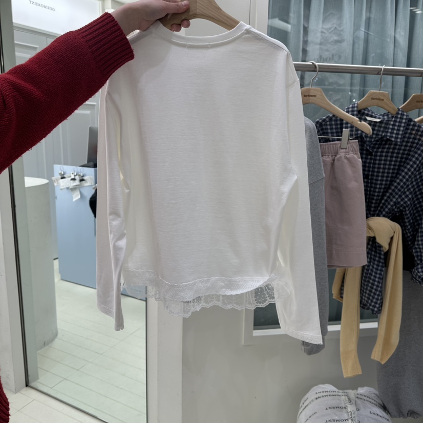 OURMOMENT東大門直郵女士新款人氣推薦職業26春夏長袖T恤OURMOMENT長袖T恤