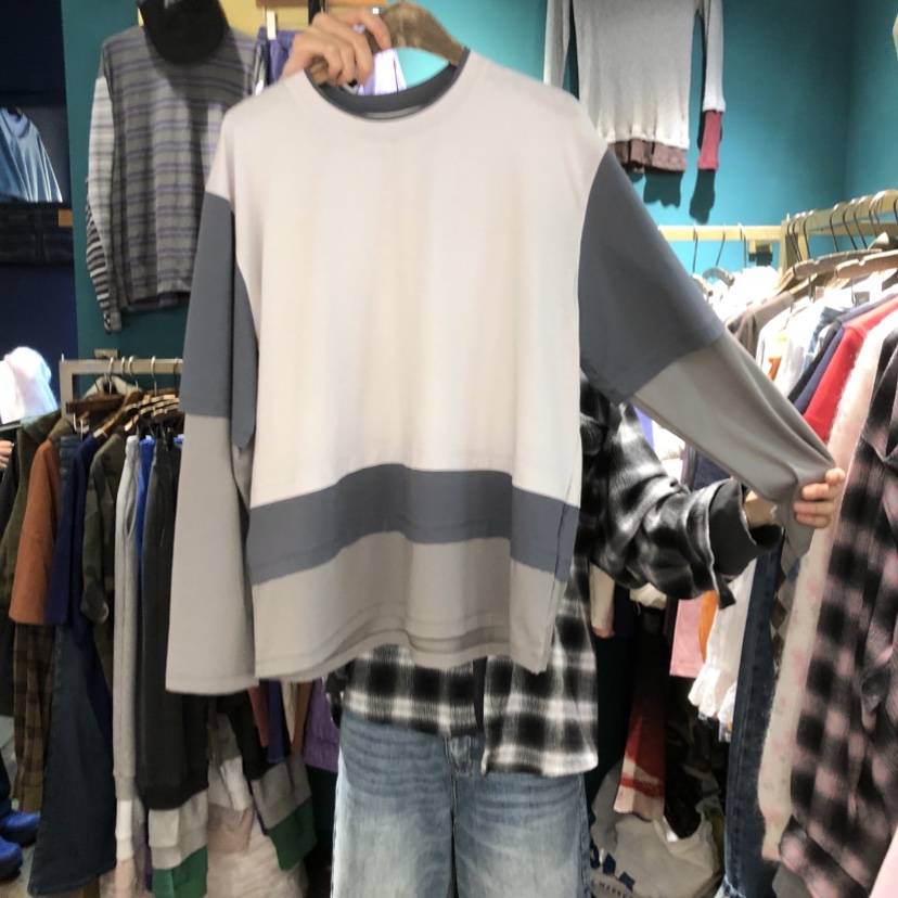 MERCI LINDA韓國代購女裝新品人氣26春夏推薦長袖T恤假兩件MERCI LINDA長袖T恤圖色1