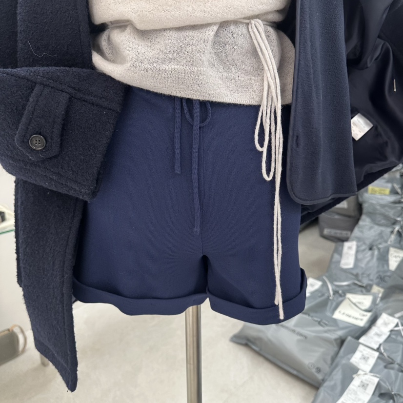 WRITTEN BY東大門直郵女裝新款休閑職業推薦真品時尚短褲WRITTEN BY短褲圖色2